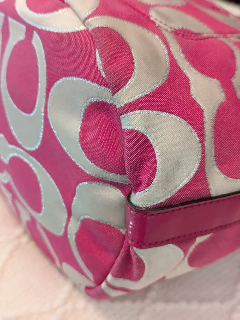Coach Poppy Bucket Bag Medium Pink, Cream & Silver Good Drawstring